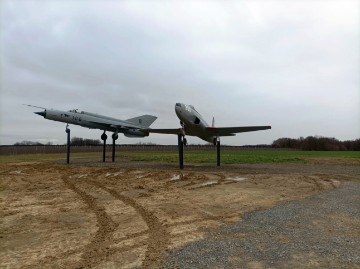 Na čazmansko letjelište stigao ratni avion MiG 21