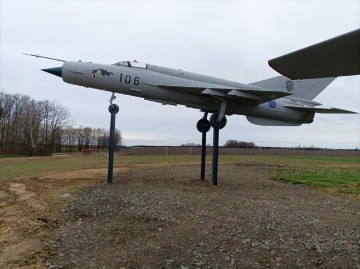 Na čazmansko letjelište stigao ratni avion MiG 21