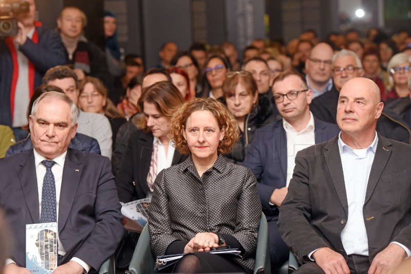 U Arheološkom muzeju održana panel rasprava "Grci na Jadranu"