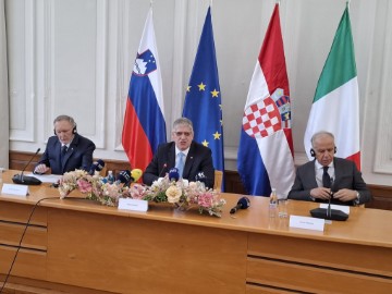 Trilateralan sastanak ministara unutarnjih poslova Hrvatske, Slovenije i Italije