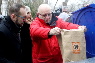 Gradonačelnik Tomašević obišao polupodzemne spremnike u Zapruđu