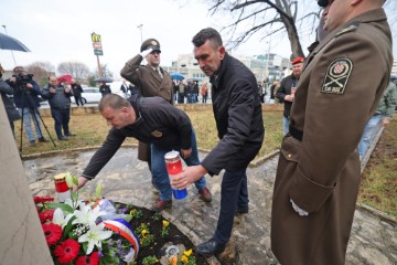 Odana počast poginulim hrvatskim braniteljima 4. gardijske brigade Pauci