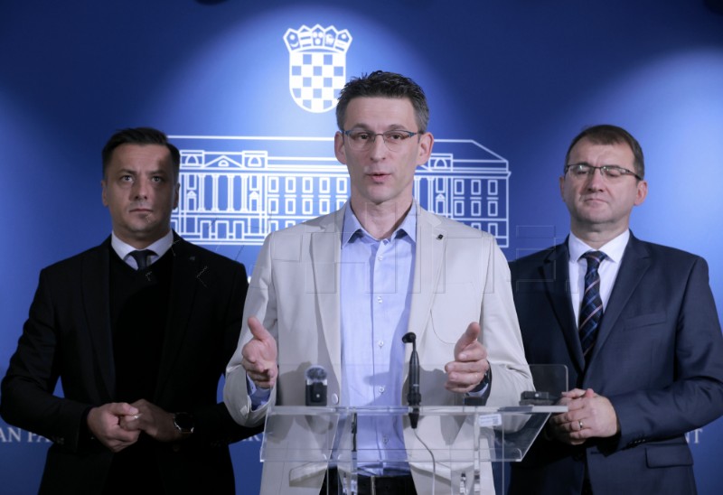 Konferencija za medije Kluba zastupnika Mosta