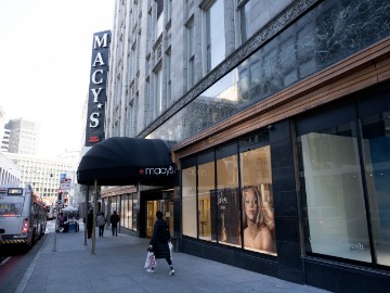 USA MACY'S CLOSING SAN FRANCISCO STORE