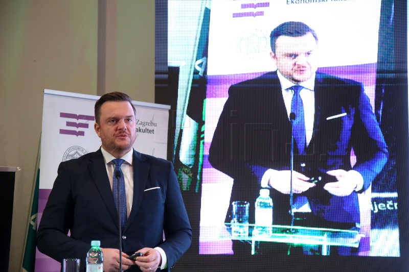 Osma porezna konferencija pod nazivom "Porezi, državni poticaji i zelena tranzicija"