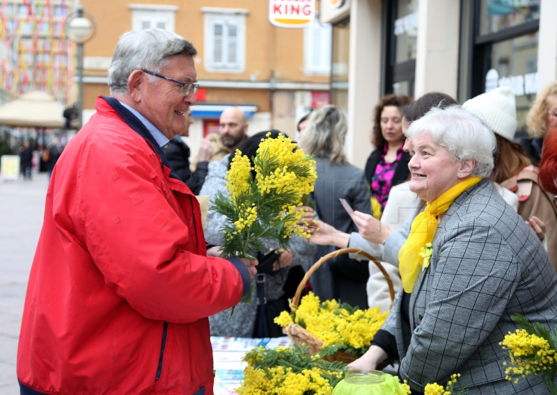 Dan mimoza na riječkom Korzu