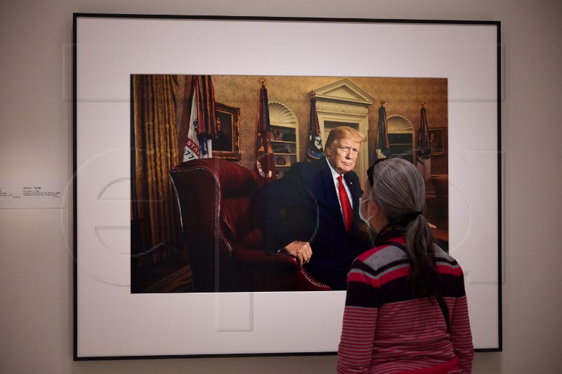 USA TRUMP NATIONAL PORTRAIT GALLERY