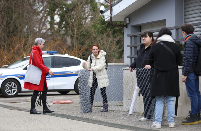 Mirna akcija solidarnosti za žrtve represivnog sustava u Srbiji