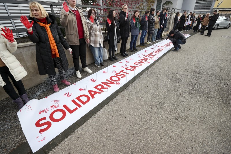 Mirna akcija solidarnosti za žrtve represivnog sustava u Srbiji