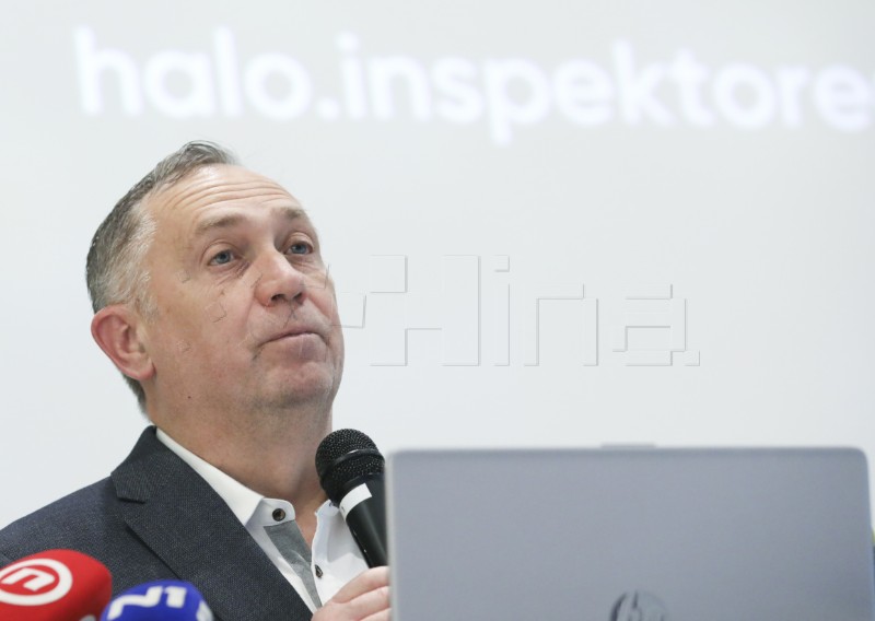 Croatian consumers urged to boycott three retail chains and three products