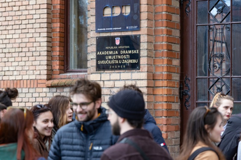 Prosvjed protiv nasilja na fakultetu u Osijeku