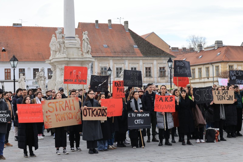 Prosvjed studenata Akademije za umjetnost i kulturu u Osijeku