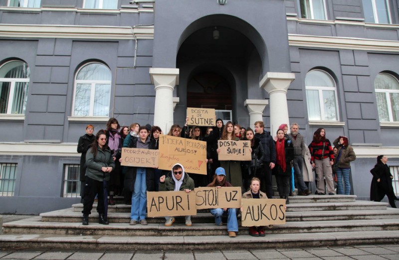 Rijeka: Riječki studenti podržali svoje kolege iz Osijeka  