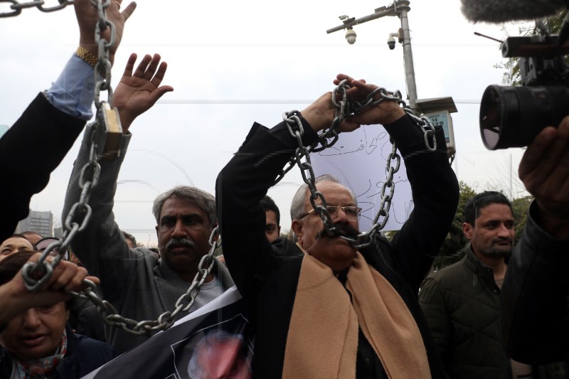 PAKISTAN JOURNALISTS PROTEST