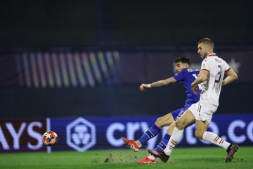 Susret 8. kola nogometne Lige prvaka Dinamo - Milan