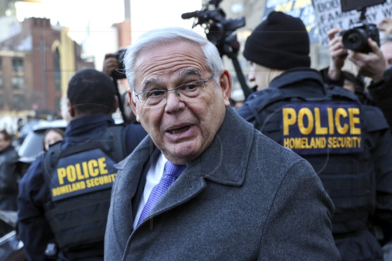 USA COURT MENENDEZ 