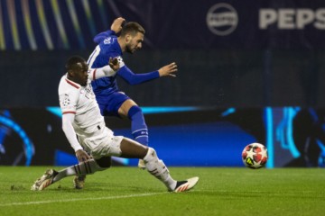 Susret 8. kola nogometne Lige prvaka Dinamo - Milan