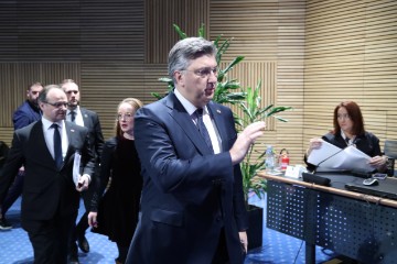 Plenković održao sastanak s predstavnicima trgovačkih lanaca i proizvođača