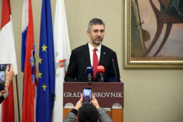 Dubrovnik - Mato Franković na izvanrednoj konferenciji za medije