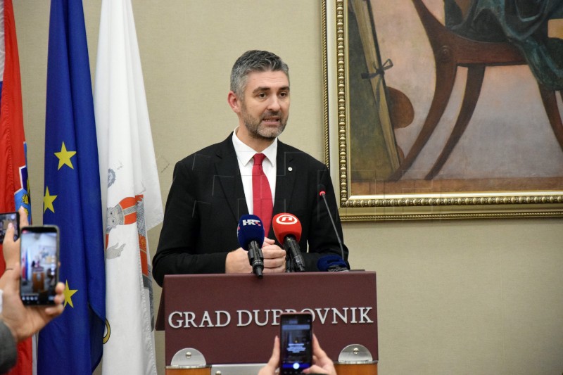 Dubrovnik - Mato Franković na izvanrednoj konferenciji za medije