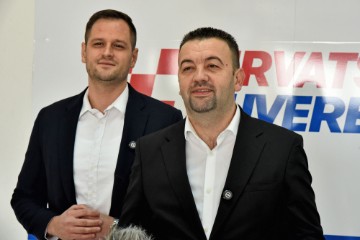 Konferencija za medije Hrvatskih suverenista 