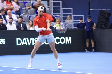 Davis Cup, Hrvatska - Slovačka, meč Dino Prižmić - Jozef Kovalik