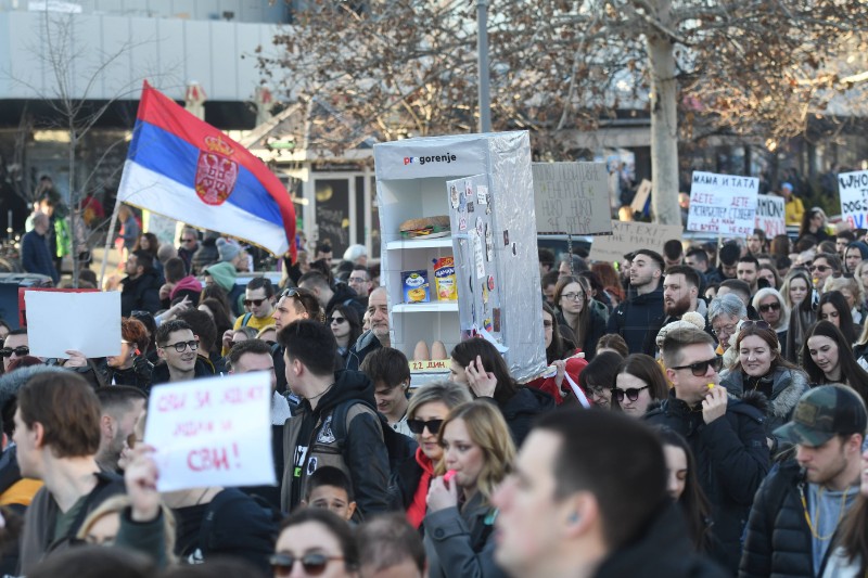 Prosvjedi u Srbiji: Počele blokade tri mosta u Novom Sadu