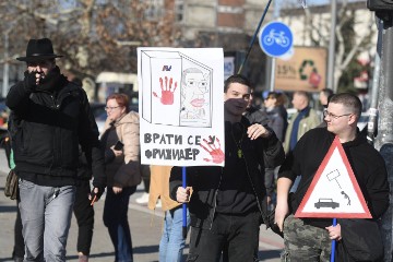 Prosvjedi u Srbiji: Počele blokade tri mosta u Novom Sadu