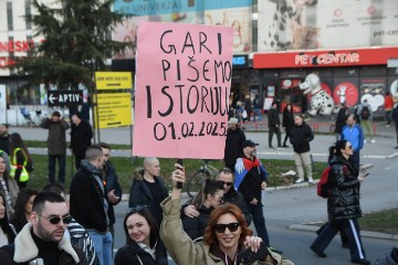 Prosvjedi u Srbiji: Počele blokade tri mosta u Novom Sadu