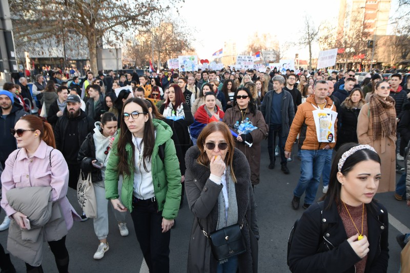 Prosvjedi u Srbiji: Počele blokade tri mosta u Novom Sadu