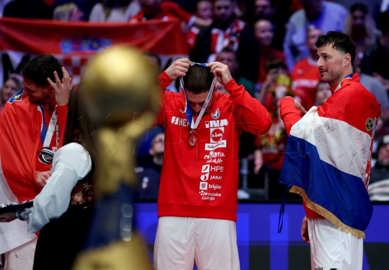 Ceremonija dodjele medalja Svjetskog rukometnog prvenstva, Hrvatska - Danska