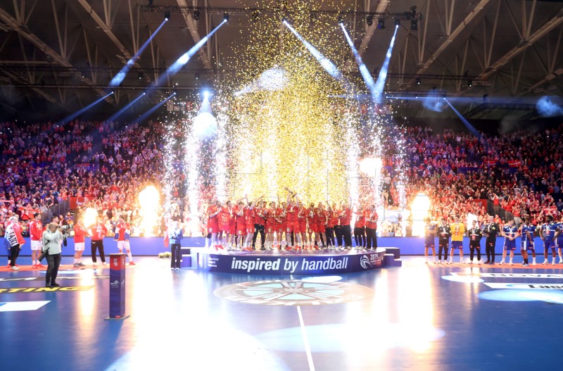 Ceremonija dodjele medalja Svjetskog rukometnog prvenstva, Hrvatska - Danska