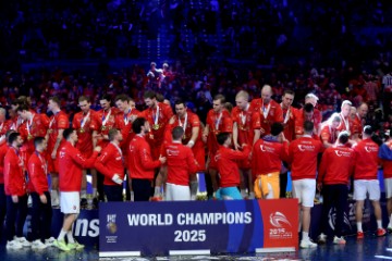 Ceremonija dodjele medalja Svjetskog rukometnog prvenstva, Hrvatska - Danska