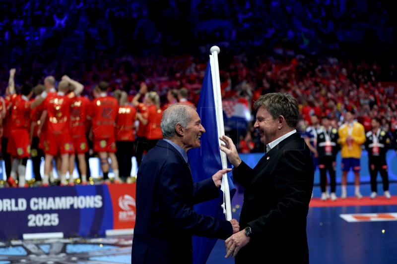 Ceremonija dodjele medalja Svjetskog rukometnog prvenstva, Hrvatska - Danska