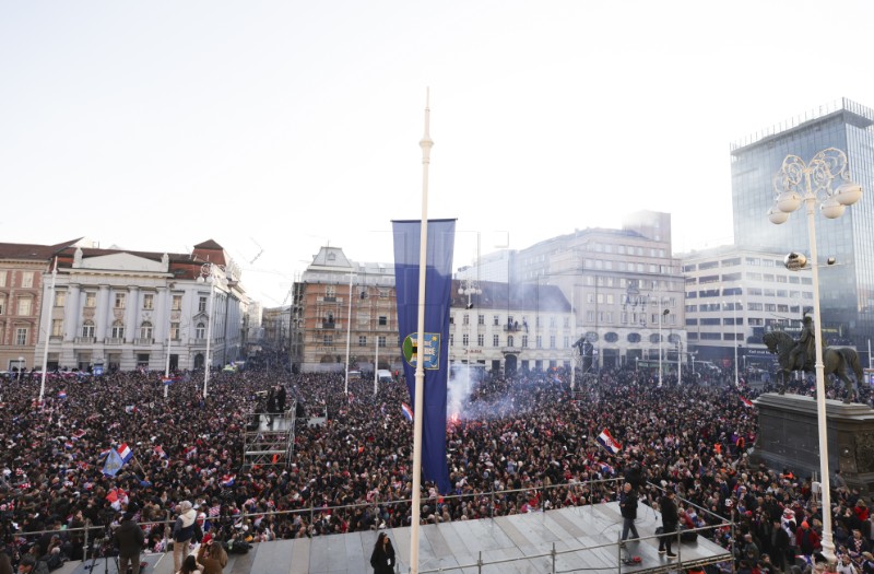 Doček hrvatske rukometne reprezentacije na Trgu bana Jelačića