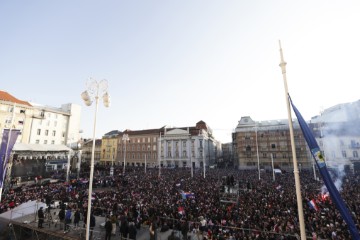 Doček hrvatske rukometne reprezentacije na Trgu bana Jelačića