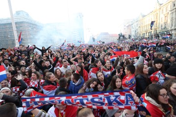 Doček hrvatske rukometne reprezentacije na Trgu bana Jelačića