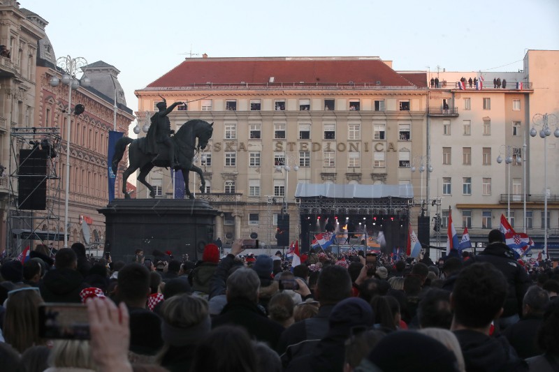 Doček srebrnih rukometaša na Trgu bana Jelačića