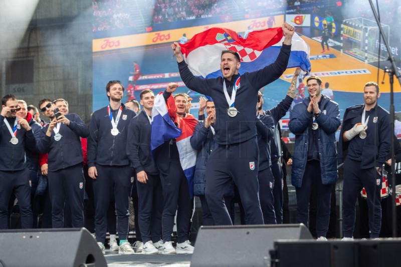 Doček hrvatske rukometne reprezentacije na Trgu bana Jelačića