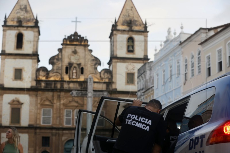 BRAZIL CHURCH ROOF COLLAPSE