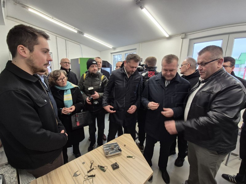 Srednja škola Ludbreg jedina u Hrvatskoj ima 3D printer za metal