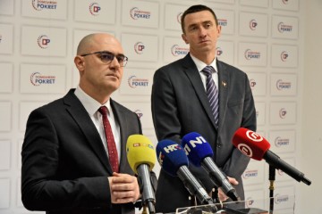 Ivan Penava i Josip Dabro održali su konferenciju za medije