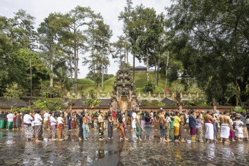 INDONESIA BALI TRADITION 