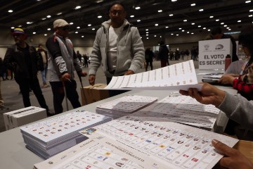 SPAIN ECUADOR ELECTIONS