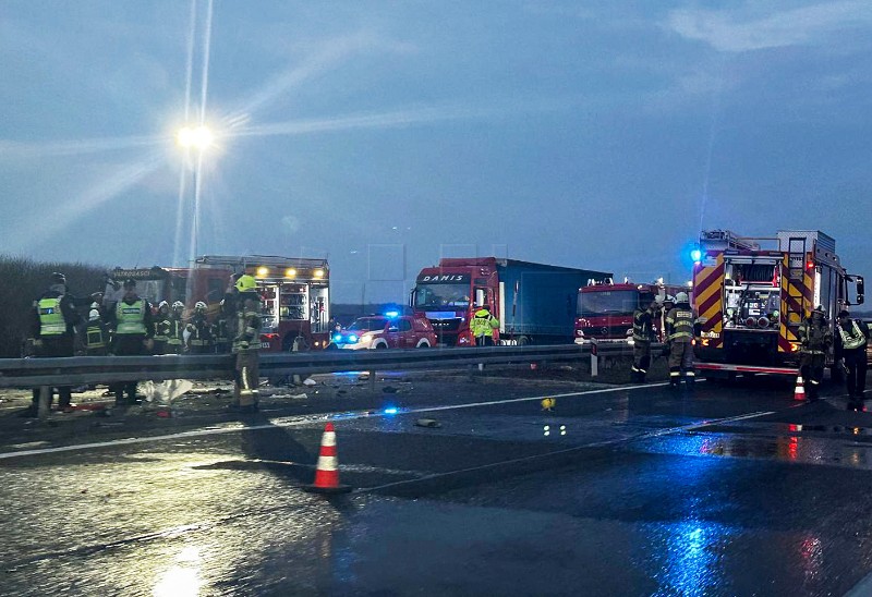 Jedna osoba poginula u teškoj prometnoj nesreći na A1 između Jastrebarskog i Karlovca