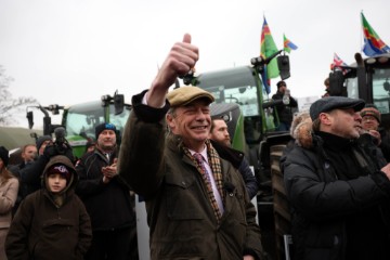 BRITAIN FARMERS PROTEST POLTICS