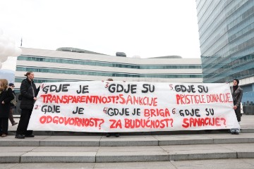 BiH: Studenti u Sarajevu organizirali prosvjedno okupljanje, prozivaju vlast