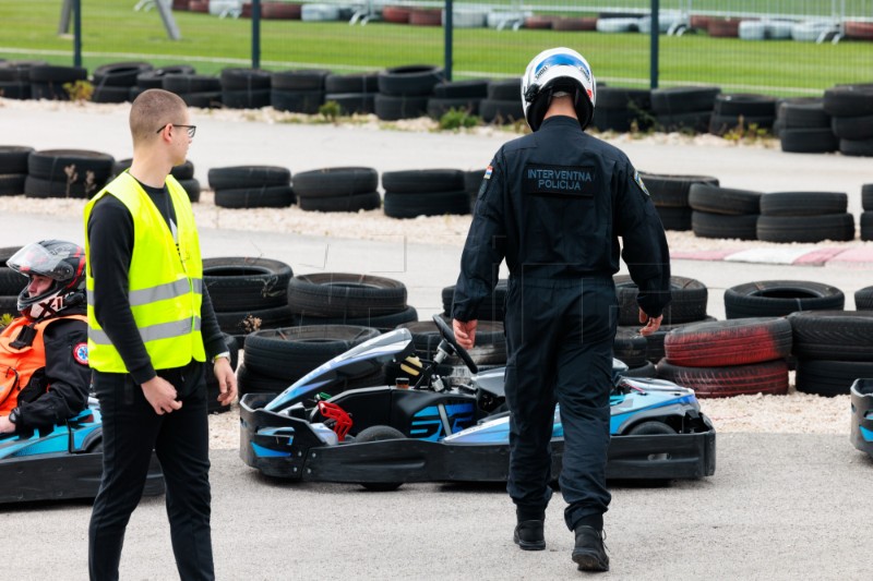 Karting utrka žurnih službi povodom 20 obljetnice broja 112