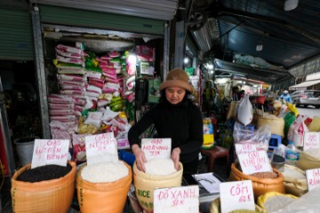 VIETNAM MACRO ECONOMICS RICE EXPORTS