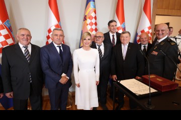 TRENUTNI SERVIS - Inauguracija predsjednika RH Zorana Milanovića